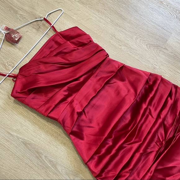 Le Chateau Red Strapless Dress 💃🏻 - Picture 4 of 6